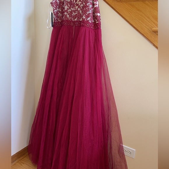 Women’s Formal Dress Plus Size 16W, 18W, 20W CITY STUDIO Sheer Red Fit & Flare - Picture 15 of 16